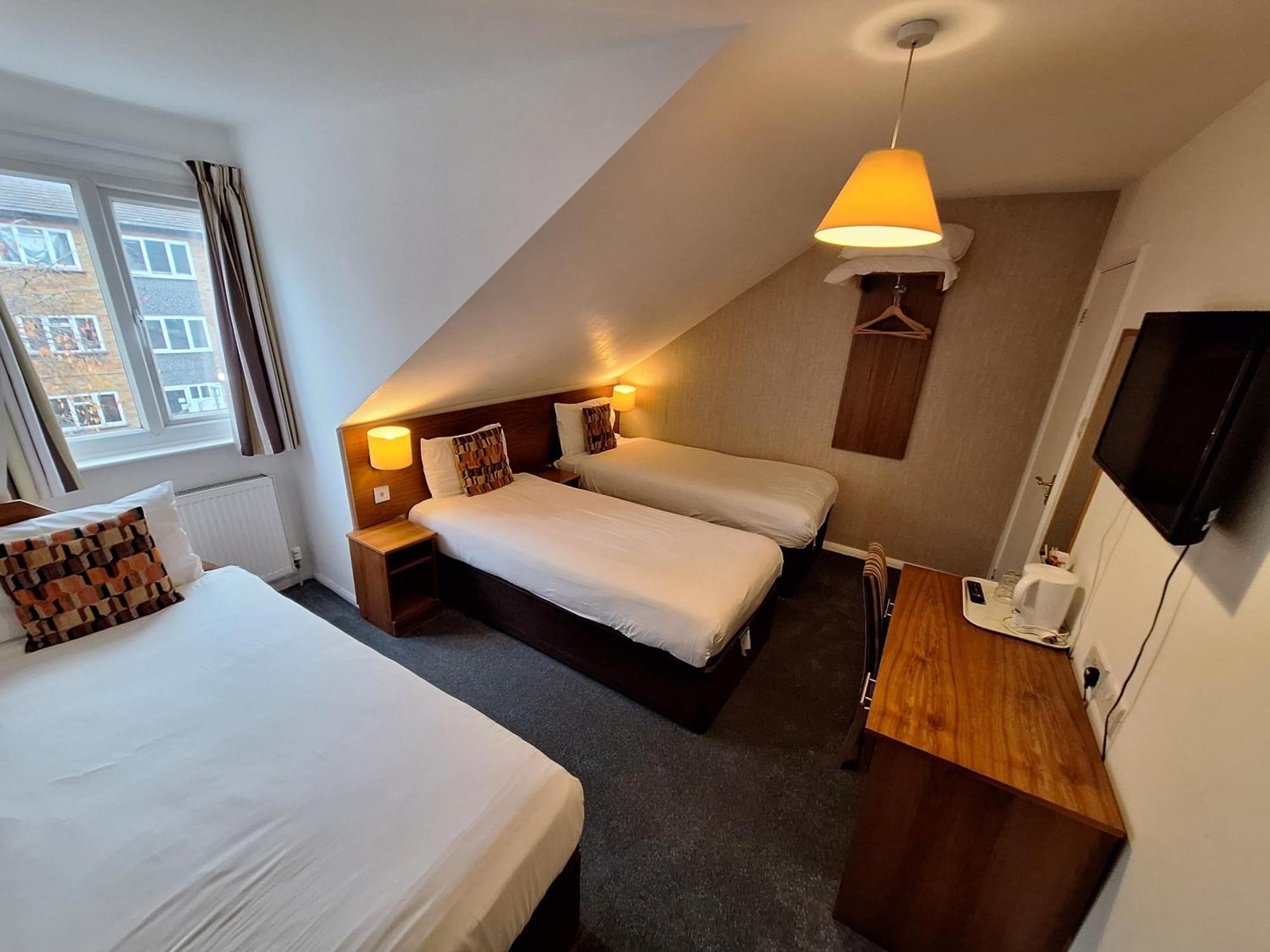 Hotel Stockwood - Airport